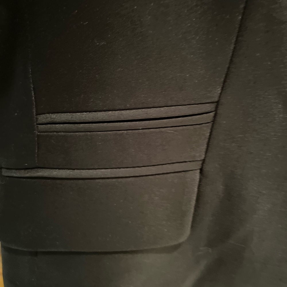 28. WOMENS CHICO’S 2/L DETAIL JACKET - Picture 6 of 7